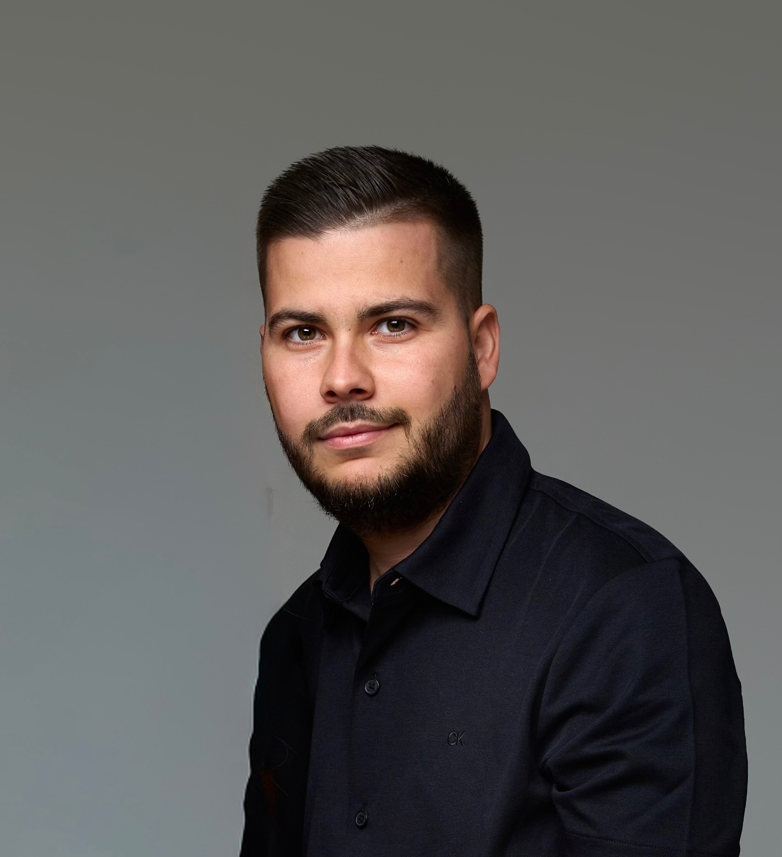 Benjamin Nagy — Off-Plan Property Investment Broker Dubai & Thailand